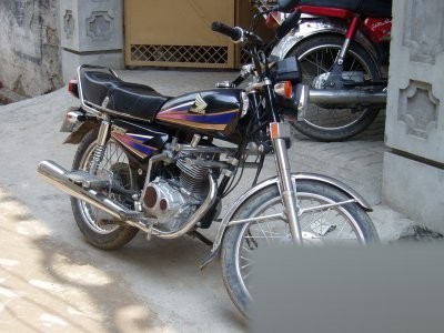 Honda CG 125 - Millenium Power