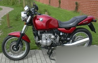 R 100 R Mystik