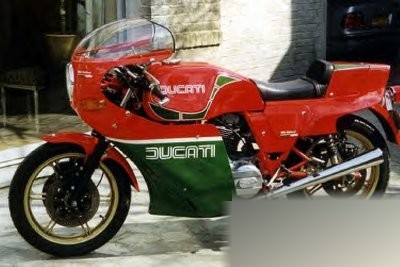 900 SS Hailwood-Replica