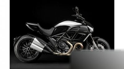 Diavel Cromo