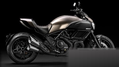 Diavel Titanium