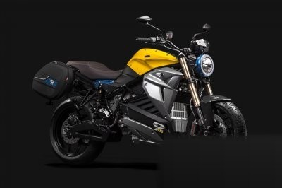 EVA Esse Esse 9 Plus RS