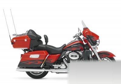 Harley-Davidson FLHTCUSE5 CVO Ultra Classic Electra Glide
