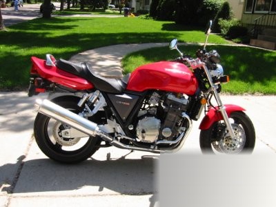 CB 1000 F