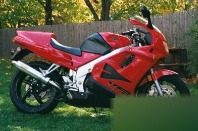 VFR 750 F
