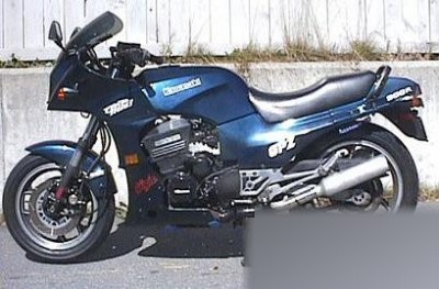 GPZ 900 R