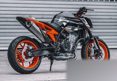 890 Duke GP