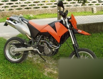 LC4 640 Supermoto