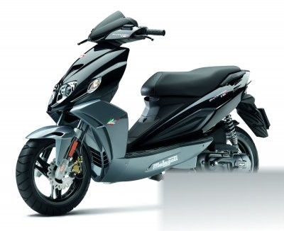 Phantom F12R Liquid Cooled