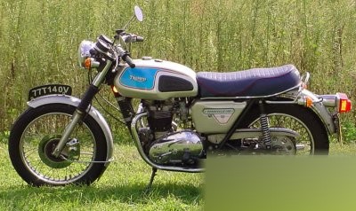 T140 V Bonneville SIlver Jubilee