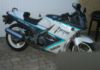 FZ 750