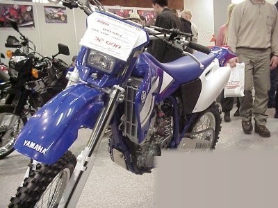 WR 400 F