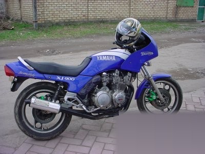 XJ 900