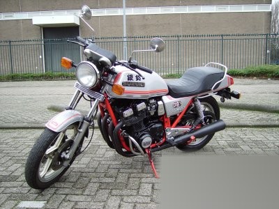 GSX 750 E Silver Suzi