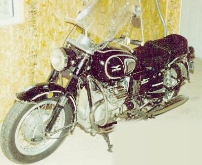 Guzzi V7 750 Sport