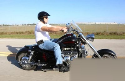 Hoss Classic Cruiser