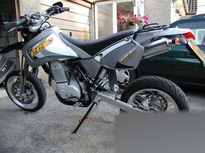 604 Supermoto
