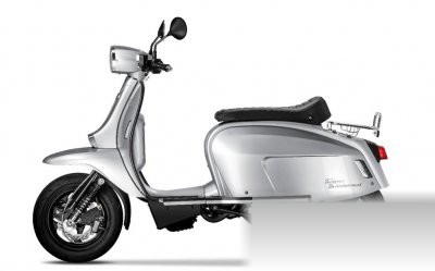 TT 200