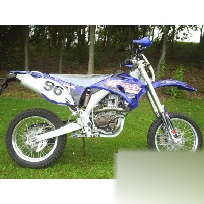 CY250A