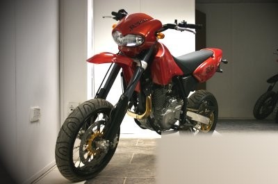 R30 Supermoto