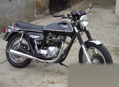 T 140 V Bonneville