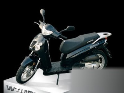 Motors Bomber 151