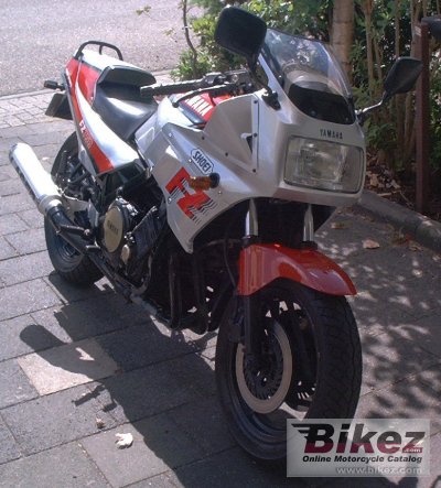 FZ 750 (reduced effect)