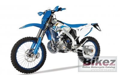 Racing EN 300 Fi ES 2T